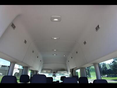 2024 Ford Transit 350 HD XLT   - Photo 12 - Euless, TX 76040