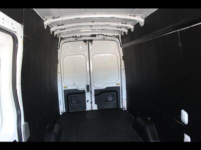 2022 Ford Transit 250   - Photo 21 - Euless, TX 76040