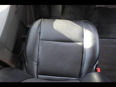 2022 Ford Transit 250   - Photo 18 - Euless, TX 76040