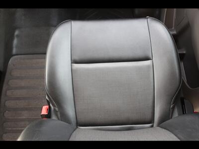 2022 Ford Transit 250   - Photo 19 - Euless, TX 76040