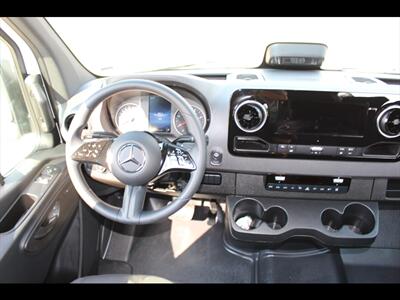 2025 Mercedes-Benz Sprinter 2500   - Photo 19 - Euless, TX 76040