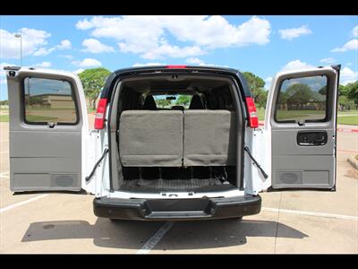 2022 Chevrolet Express LS 3500   - Photo 9 - Euless, TX 76040