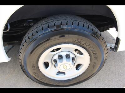 2022 Chevrolet Express LS 3500   - Photo 28 - Euless, TX 76040