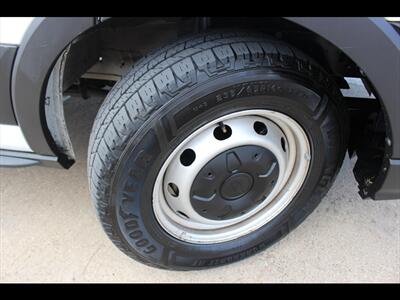 2020 Ford Transit 250   - Photo 32 - Euless, TX 76040