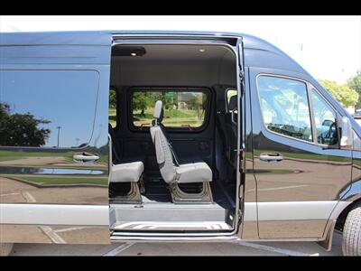 2025 Mercedes-Benz Sprinter 2500   - Photo 13 - Euless, TX 76040