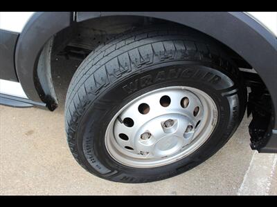 2023 Ford Transit 250   - Photo 27 - Euless, TX 76040