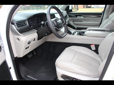 2022 Jeep Wagoneer Series III   - Photo 26 - Euless, TX 76040