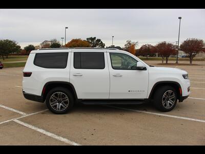 2022 Jeep Wagoneer Series III   - Photo 6 - Euless, TX 76040