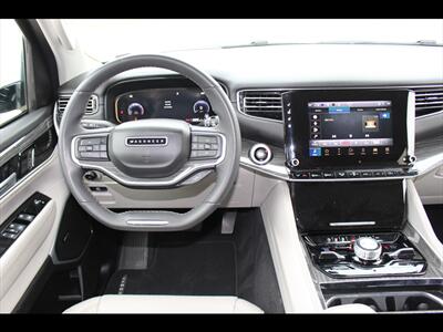 2022 Jeep Wagoneer Series III   - Photo 31 - Euless, TX 76040