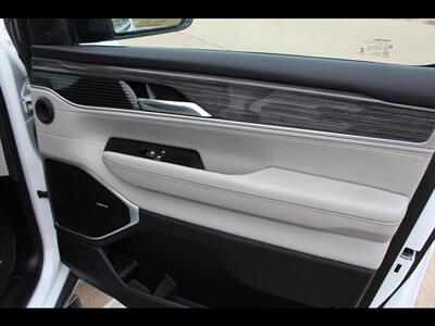 2022 Jeep Wagoneer Series III   - Photo 29 - Euless, TX 76040