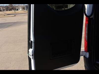 2025 Mercedes-Benz Sprinter 2500   - Photo 15 - Euless, TX 76040