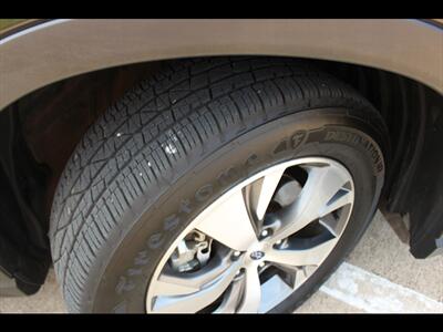 2020 Subaru Ascent Premium 8-Passenger   - Photo 35 - Euless, TX 76040