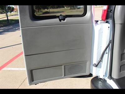 2024 Chevrolet Express LS 3500   - Photo 15 - Euless, TX 76040
