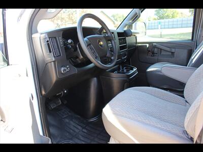 2024 Chevrolet Express LS 3500   - Photo 32 - Euless, TX 76040