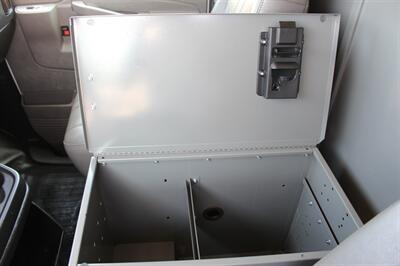 2022 Chevrolet Express 3500 - Photo 24 - Euless, TX 76040