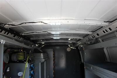 2022 Chevrolet Express 3500 - Photo 12 - Euless, TX 76040