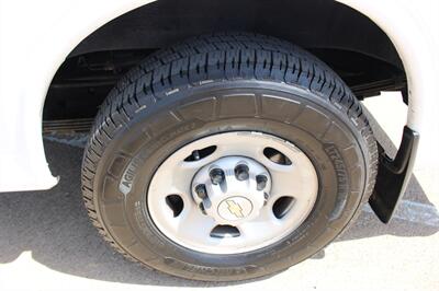 2022 Chevrolet Express 3500 - Photo 31 - Euless, TX 76040