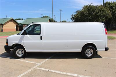 2022 Chevrolet Express 3500 - Photo 2 - Euless, TX 76040