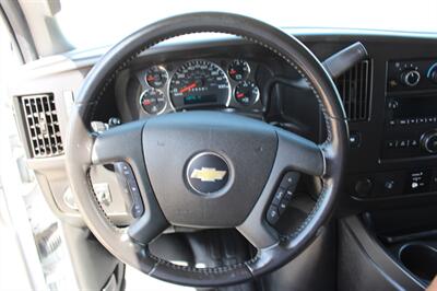 2022 Chevrolet Express 3500 - Photo 27 - Euless, TX 76040