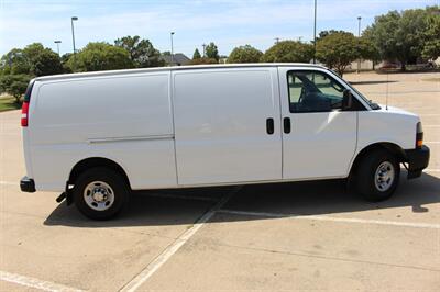 2022 Chevrolet Express 3500 - Photo 6 - Euless, TX 76040