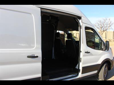 2023 Ford Transit 250   - Photo 13 - Euless, TX 76040
