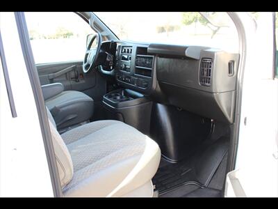 2024 Chevrolet Express LS 3500   - Photo 23 - Euless, TX 76040