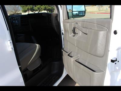 2024 Chevrolet Express LS 3500   - Photo 24 - Euless, TX 76040