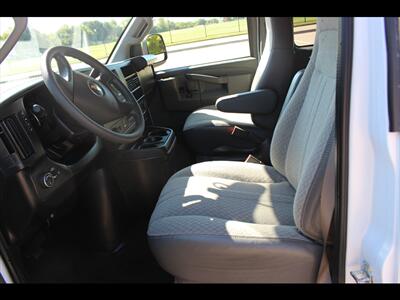 2024 Chevrolet Express LS 3500   - Photo 19 - Euless, TX 76040
