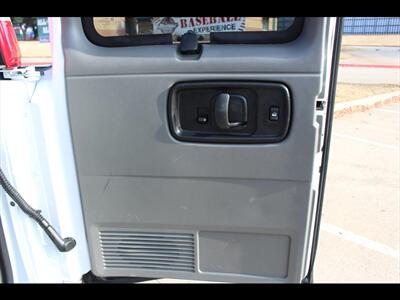 2024 Chevrolet Express LS 3500   - Photo 13 - Euless, TX 76040