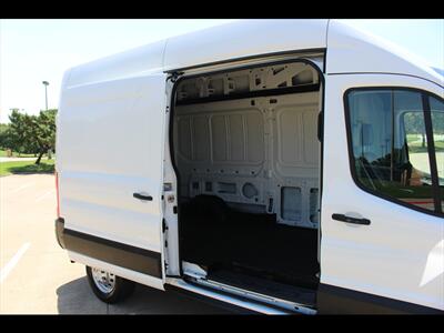 2022 Ford Transit 350   - Photo 17 - Euless, TX 76040