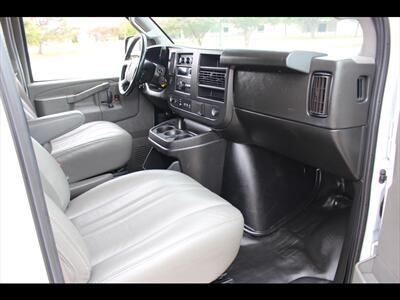 2023 GMC Savana 2500   - Photo 18 - Euless, TX 76040