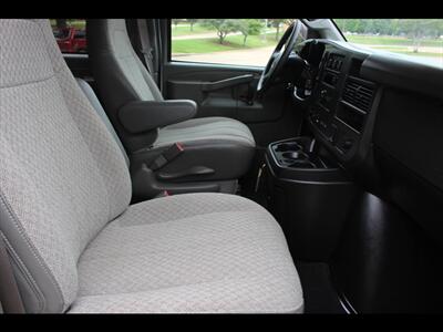 2025 Chevrolet Express LS 3500   - Photo 25 - Euless, TX 76040