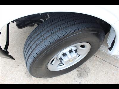 2025 Chevrolet Express LS 3500   - Photo 32 - Euless, TX 76040