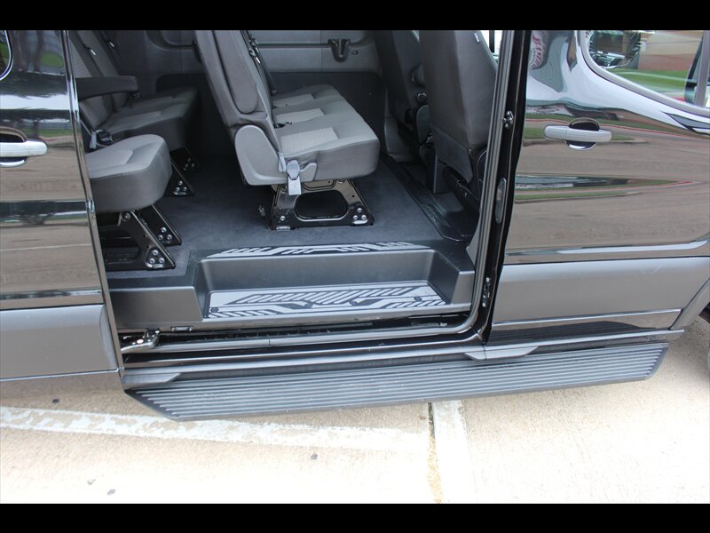 2024 Ford Transit 350 HD XLT - Photo 17 - Euless, TX 76040