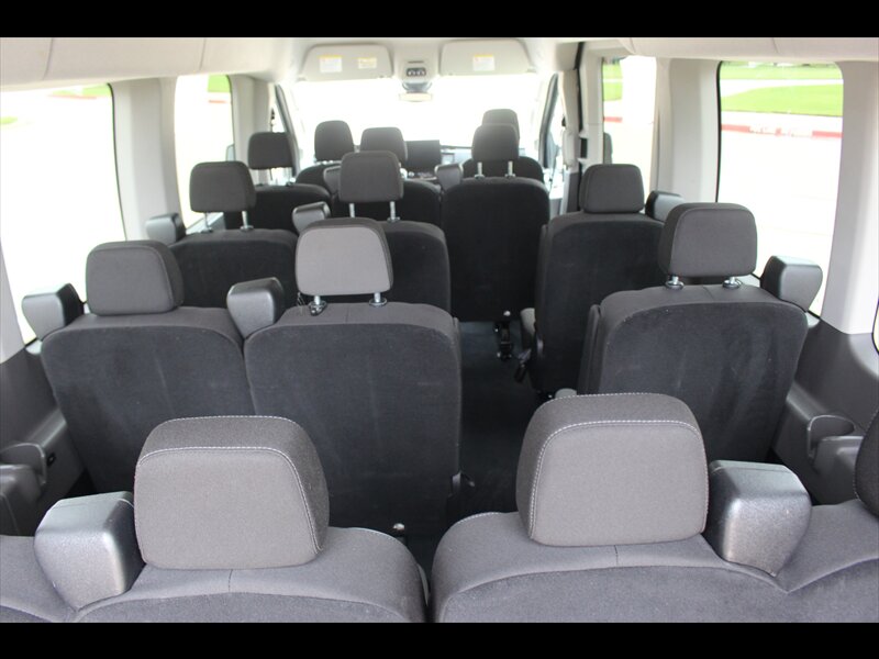 2024 Ford Transit 350 HD XLT - Photo 12 - Euless, TX 76040
