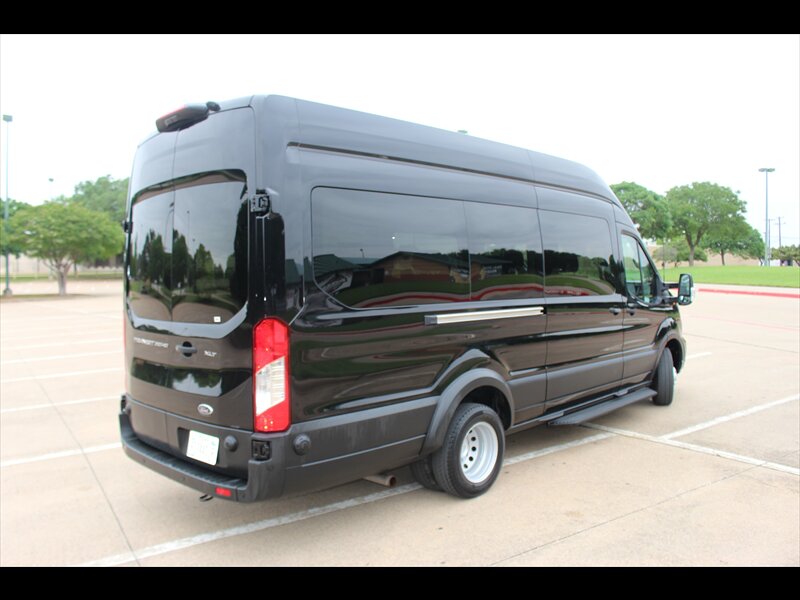 2024 Ford Transit 350 HD XLT - Photo 5 - Euless, TX 76040