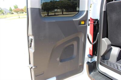 2022 Ford Transit 350 XLT - Photo 12 - Euless, TX 76040