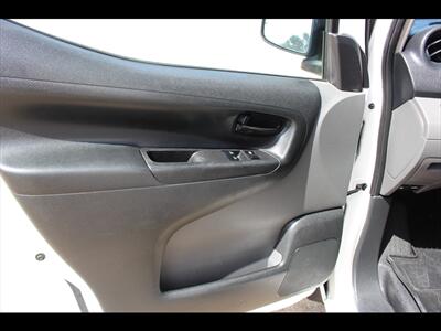 2017 Nissan NV200 S   - Photo 18 - Euless, TX 76040
