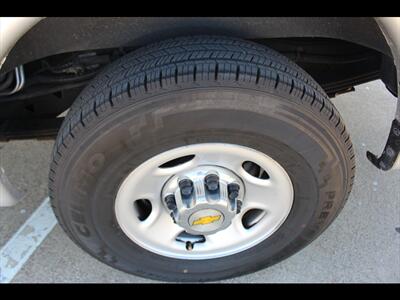2020 Chevrolet Express LT 2500   - Photo 26 - Euless, TX 76040