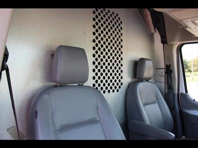 2018 Ford Transit 250   - Photo 21 - Euless, TX 76040