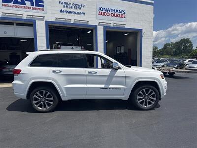 2018 Jeep Grand Cherokee Overland   - Photo 9 - West Chester, PA 19382