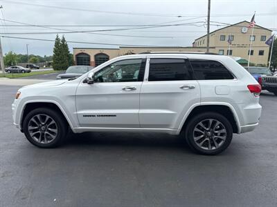 2018 Jeep Grand Cherokee Overland   - Photo 8 - West Chester, PA 19382