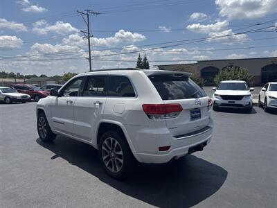 2018 Jeep Grand Cherokee Overland   - Photo 3 - West Chester, PA 19382