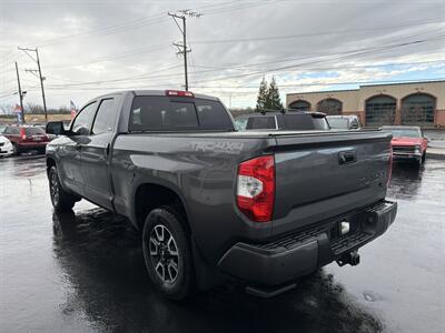 2017 Toyota Tundra SR5   - Photo 7 - West Chester, PA 19382