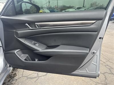 2018 Honda Accord Sport   - Photo 21 - West Chester, PA 19382