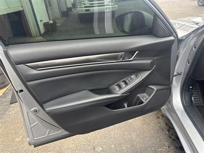 2018 Honda Accord Sport   - Photo 9 - West Chester, PA 19382