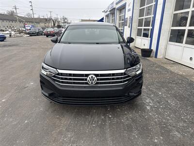 2019 Volkswagen Jetta R-Line - Photo 2 - West Chester, PA 19382