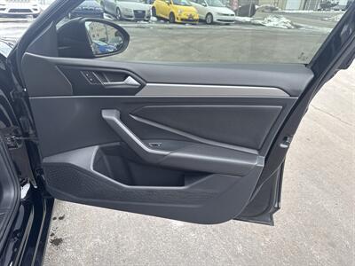 2019 Volkswagen Jetta R-Line - Photo 16 - West Chester, PA 19382