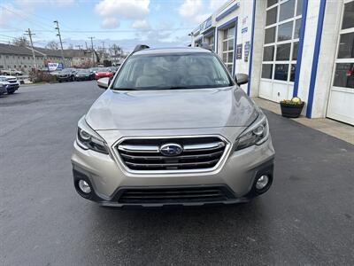 2018 Subaru Outback 3.6R Limited   - Photo 2 - West Chester, PA 19382