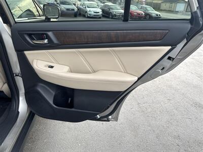 2018 Subaru Outback 3.6R Limited   - Photo 17 - West Chester, PA 19382